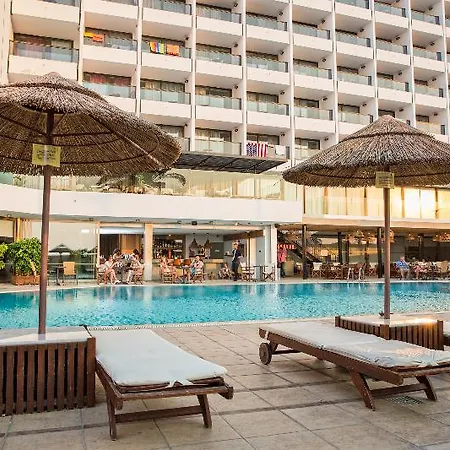 Hotel Blue Sky (adults Only)